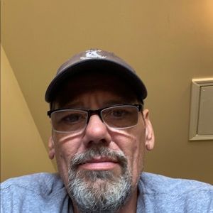 Meet your Posher, Larry